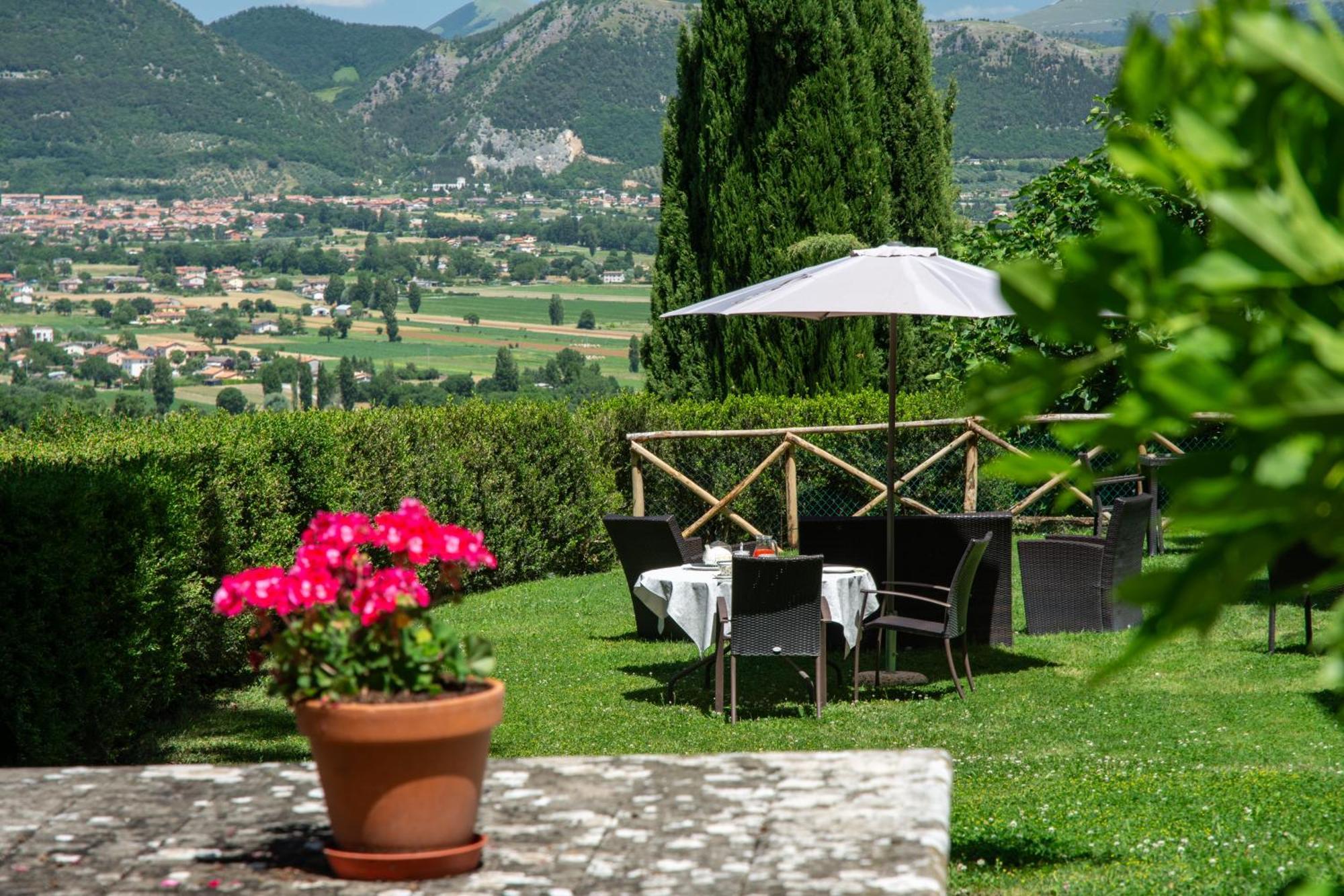 Villa Antica Residenza Montereano Gubbio Exterior foto
